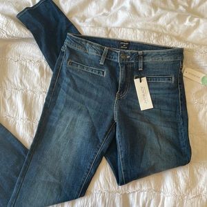 NWT skinny jeans